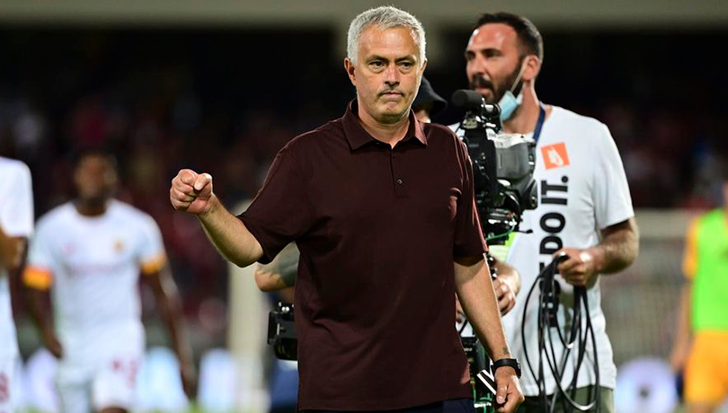 José Mourinho recibe drástica sanción por sus dichos contra árbitro en Italia