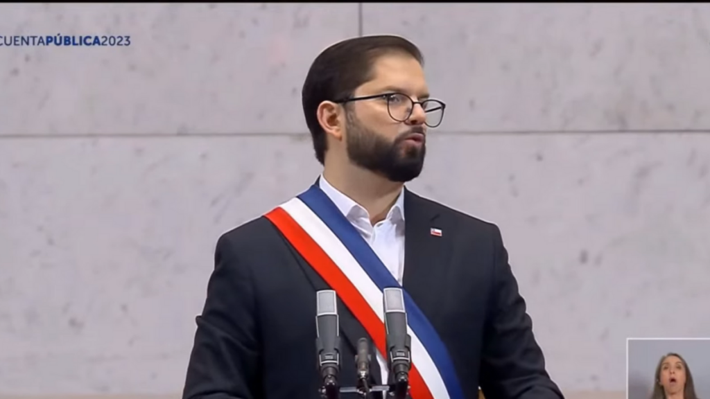 Presidente Boric: “No tengo complejos en declarar que hemos reordenado nuestras prioridades y lo seguiremos haciendo”