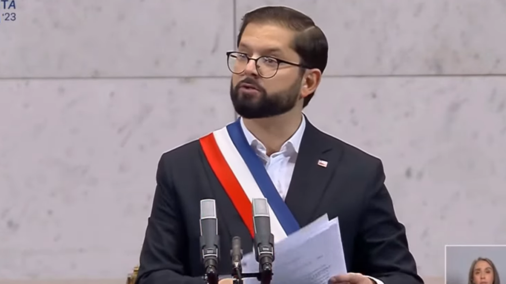 Presidente Boric sobre el litio: “Nuestro objetivo es ser el principal productor de este mineral en el mundo”