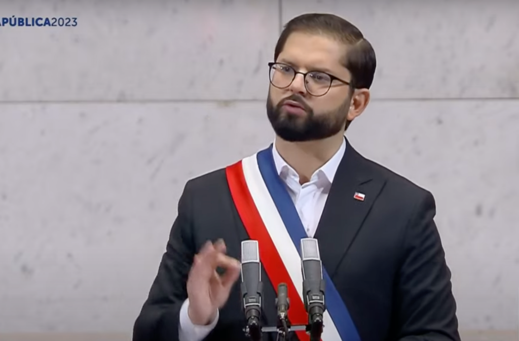 Presidente Boric: “Hemos decidido eliminar por vía administrativa la tarifa de invierno lo antes posible”