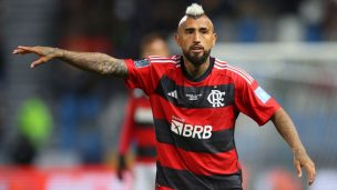 En Brasil ilusionan a los hinchas de Colo-Colo con el regreso de Arturo Vidal