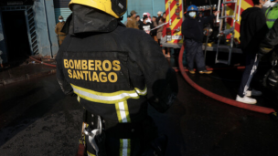 San Bernardo: Incendio en inmueble deja tres personas fallecidas