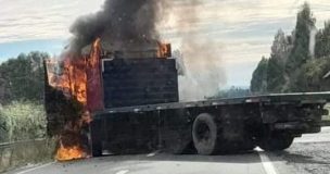 Ataque armado en Cañete: Encapuchados quemaron un camión y balearon a un joven