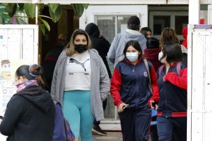 Uso de mascarilla seguirá siendo obligatorio en recintos educativos