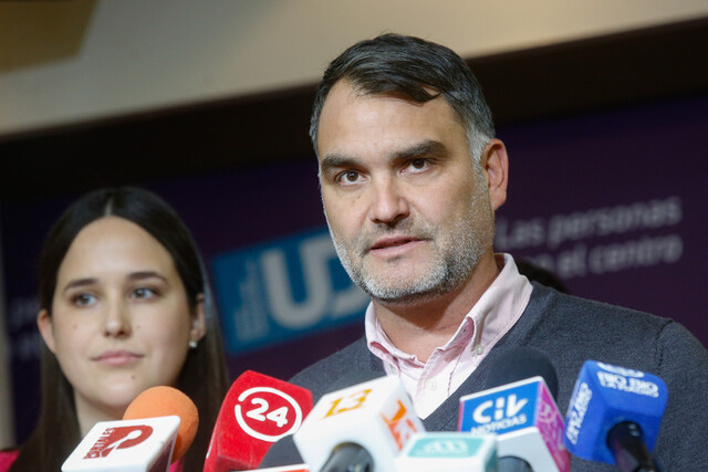 Javier Macaya invita al Gobierno a querellarse contra la UDI por carta “calumniosa” contra el ministro Jackson