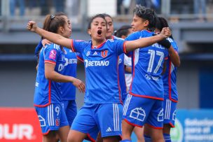 La U se venga y logra contundente victoria ante la UC en el Clásico Universitario femenino