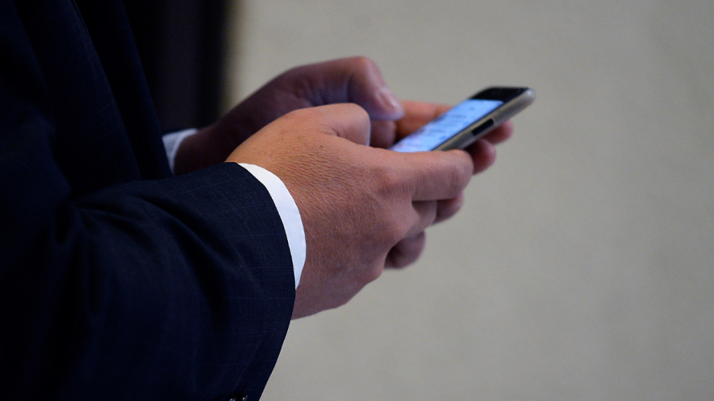 Comisión de Constitución de la Cámara aprueba proyecto que sanciona tenencia de celulares en las cárceles