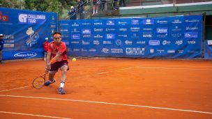 ¡Increíble! Alejandro Tabilo se corona en Alemania tras lesión de su rival