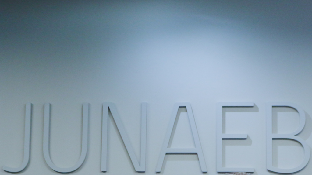 Junaeb entregará útiles escolares la primera semana del retorno de vacaciones de invierno