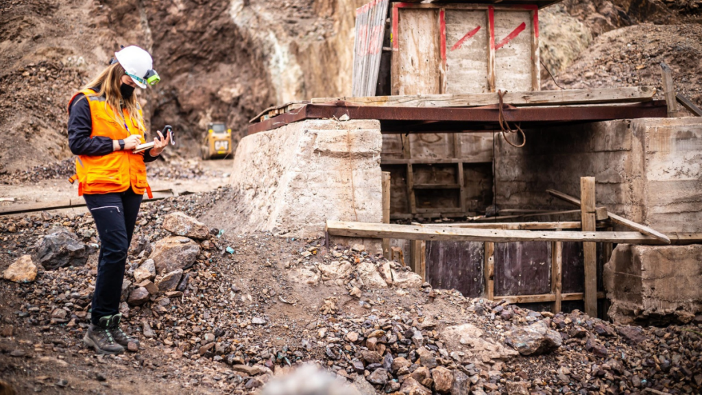 Optimización y seguridad: el impacto de la tecnología en la minería moderna