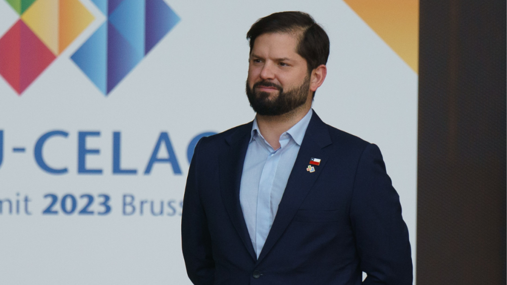 Presidente Boric valora la “disminución histórica” de la pobreza en Chile: “Es un logro compartido”