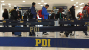 Vacaciones de invierno: PDI entrega recomendaciones a los pasajeros que utilizarán el Aeropuerto Internacional de Santiago