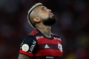 Por ahora no se mueve: Flamengo descarta ofertas por Arturo Vidal