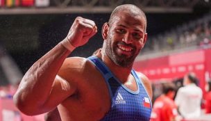 Yasmani Acosta se queda con el oro en el Poland Open de lucha grecorromana