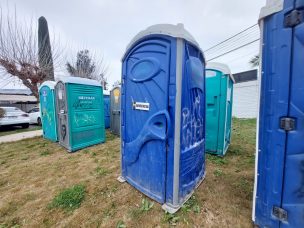 PDI detuvo a seis personas que se dedicaban a arrendar baños químicos robados en Parque Los Reyes