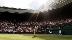 Ocho partidos suspendidos por falta de luz en Wimbledon