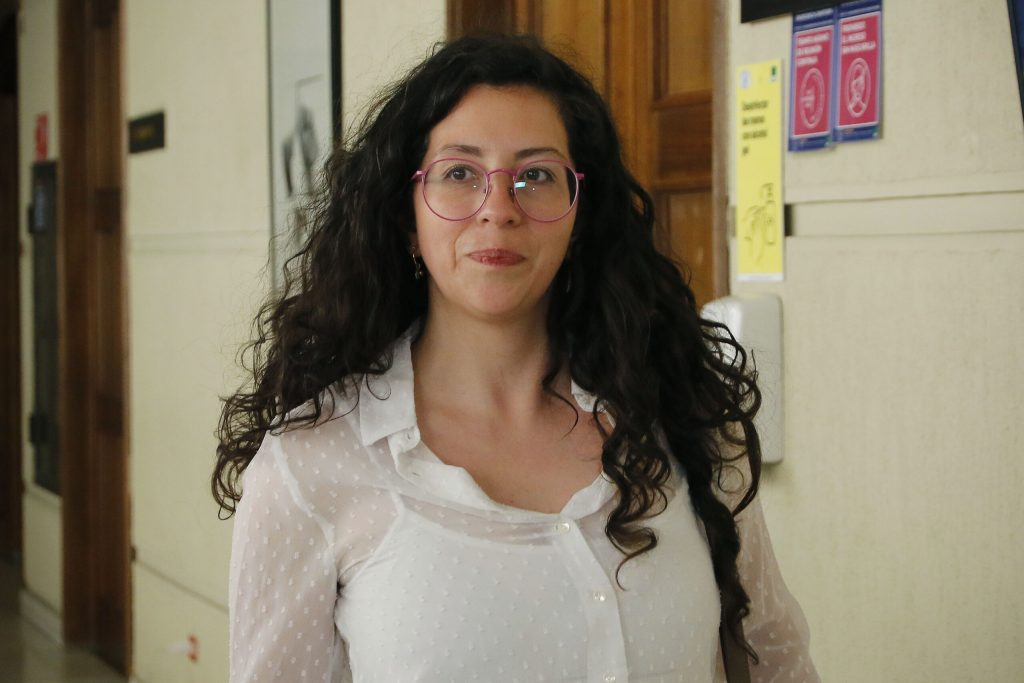 Diputada Yeomans asegura que es una “buena noticia” iniciativa de pacto fiscal presentada por el Presidente Boric