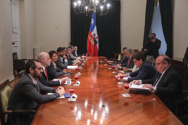 Chile Vamos se reunió con el Presidente Boric en La Moneda: “Fue una reunión tensa”