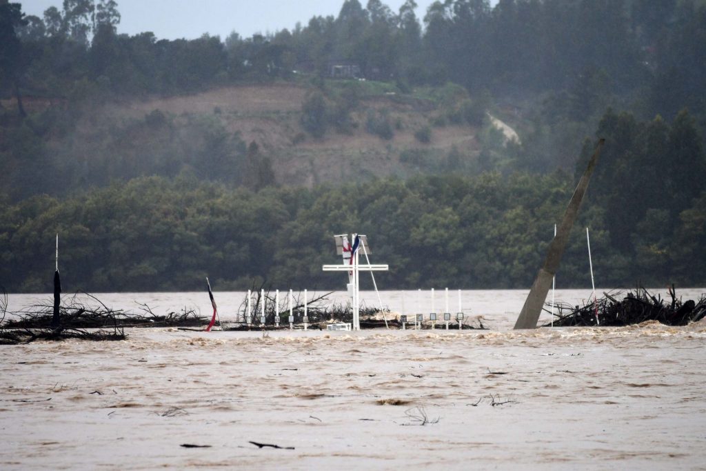 Senapred llama a evacuar  Paredones en la Región de O’Higgins por desborde
