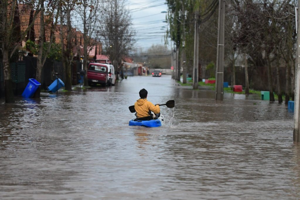 Desafío Levantemos Chile: ¿Cómo ser voluntario en medio de la emergencia por sistema frontal?