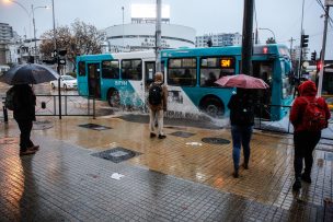 Sistema frontal: ¿Hasta qué hora lloverá en Santiago?