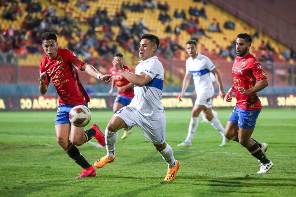 Universidad Católica y Unión Española protagonizan vibrante empate