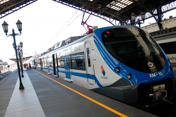 EFE suspende paso de trenes por el Puente Ferroviario debido a revisión preventiva de viaducto