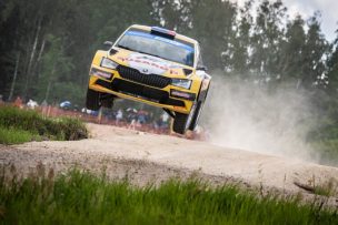 ¡No se detiene! Emilio Fernández se alista para correr el Rally de Finlandia