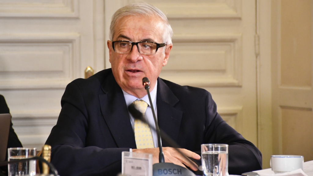 Exministro Jaime Mañalich: “El destino de las isapres, desde el punto de vista de la agenda del Gobierno, está fijada”