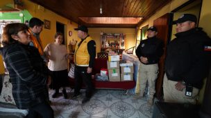 La Florida entrega donación de kit de habitabilidad a viuda de carabinero curicano damnificada por frente climático
