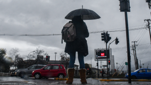 Emiten aviso meteorológico para las regiones Metropolitana y O'Higgins por 