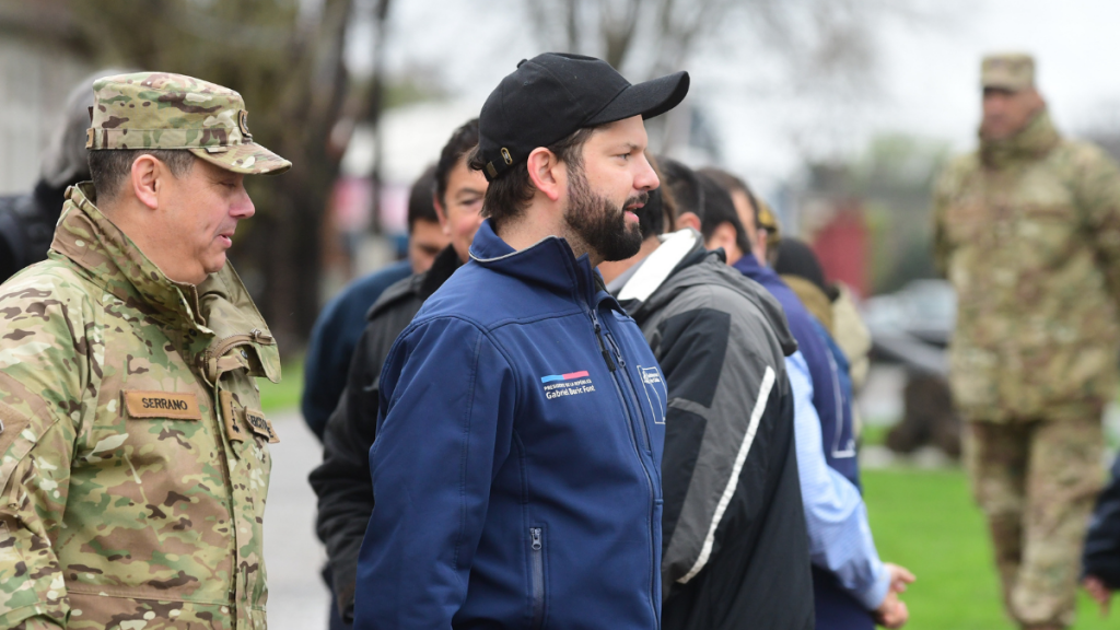 Presidente Boric por complejo sistema frontal: “Estamos movilizando todos los recursos para llegar a cada rincón”