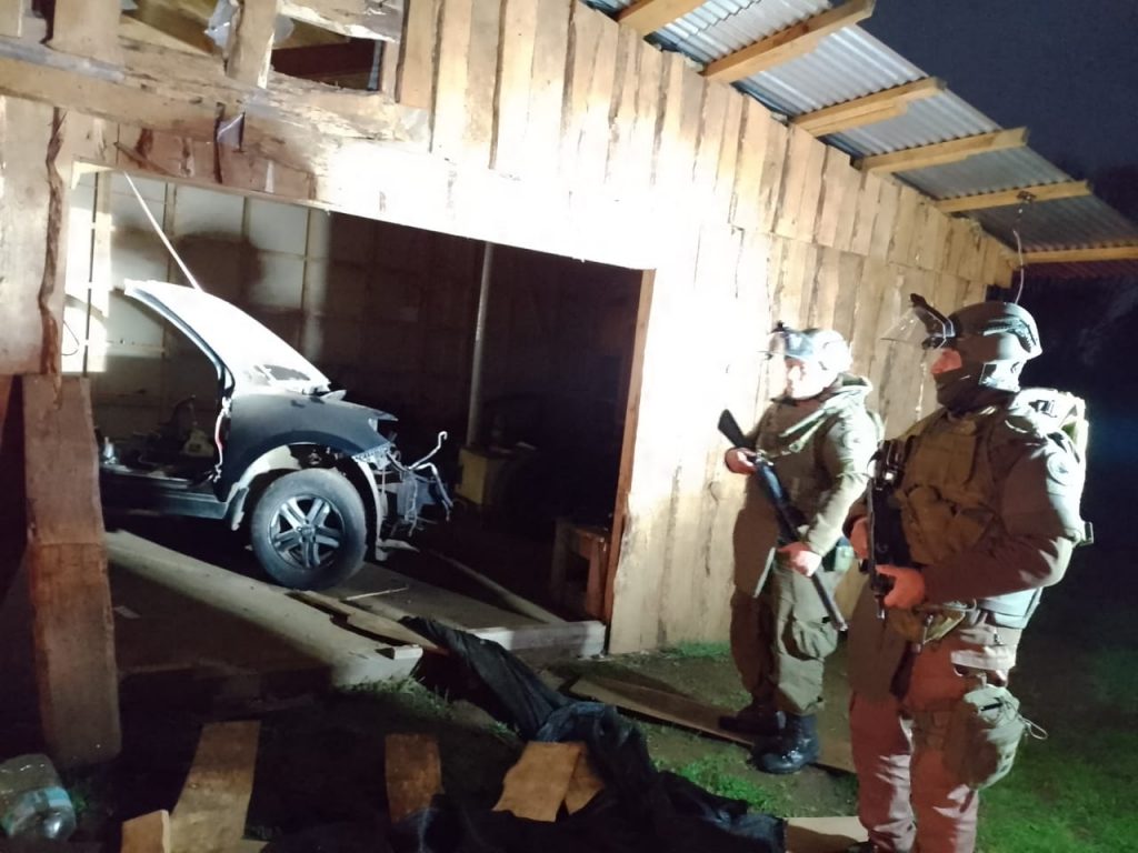 Carabineros recupera vehículos robados tras descubrir desarmaduría ilegal en Padre Las Casas