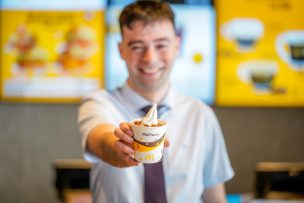 McDonald’s y Nestlé relanzan McFlurry Sahne-Nuss