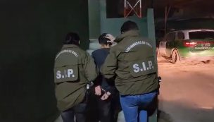 Carabineros detuvo adolescente que amenazó con un cuchillo a peatón