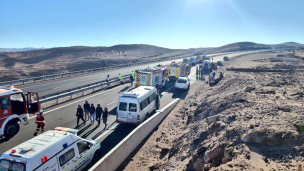 Región de Tarapacá: Colisión múltiple en ruta que une Alto Hospicio y Pozo Almonte deja 15 lesiones