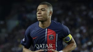 Paris Saint-Germain barre a Kylian Mbappé