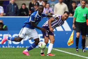 Gabriel Suazo no pudo impedir la primera caída del Toulouse en la temporada