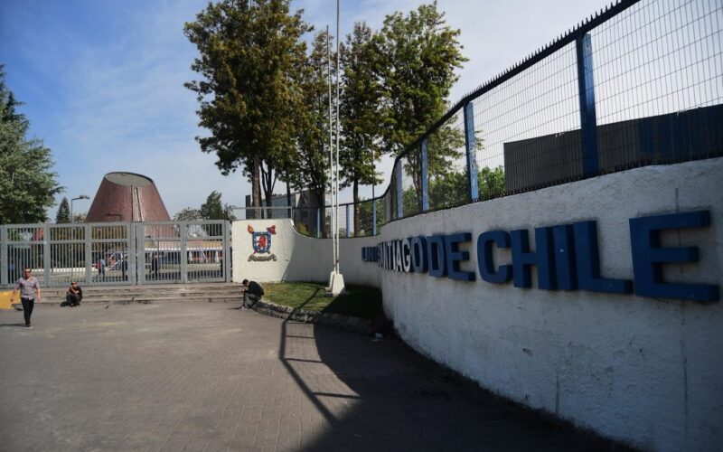 CRUCH condena hechos de violencia en USACH y llama 