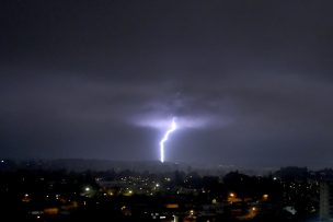 Emiten aviso por probables tormentas eléctricas para cinco regiones del país