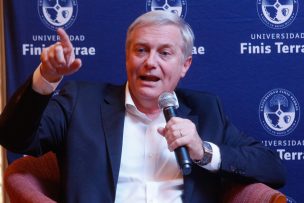 Kast dice que llamarán a votar Rechazo si 