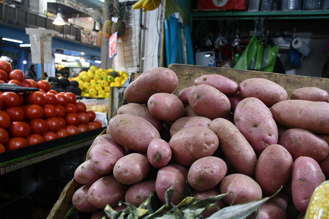 IPC de agosto presentó una variación mensual de 0,1%: subió de precio las papas y el tomate
