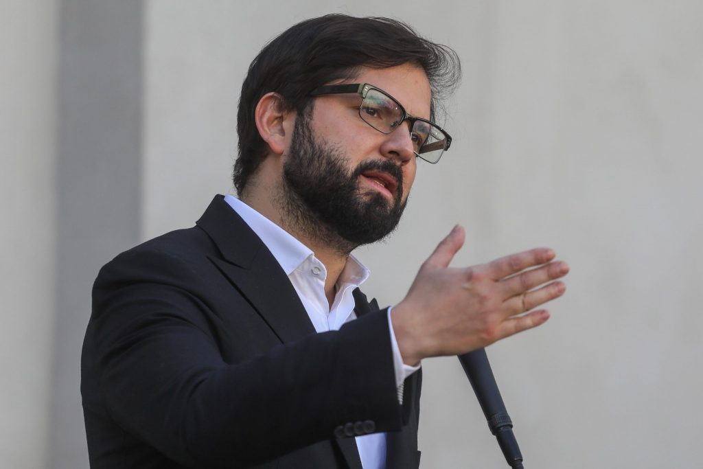 Presidente Boric encabezó homenaje a Orlando Letelier en Washington: “Representaba todas las cualidades que debía tener un gobierno”