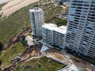 Socavones de Reñaca: Residentes del edificio Santorini podrán volver a habitar sus departamentos