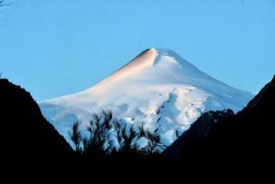 Volcán Villarrica: ¿qué elementos deben estar en el kit de emergencia?