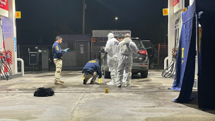 Curicó: Hombre murió acribillado mientras cargaba combustible en una estación de servicio en sector Aguas Negras