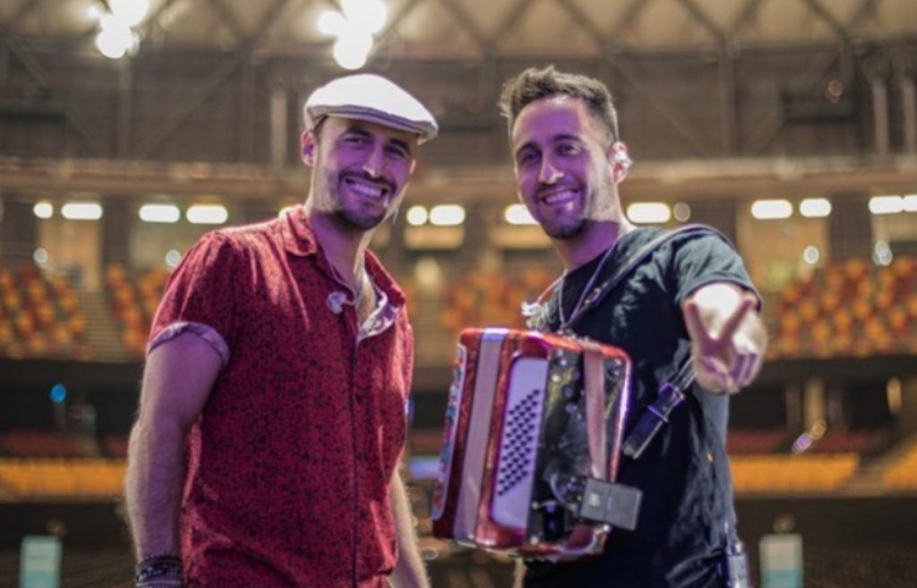 Los Vásquez llegan al Movistar Arena con “pop cebolla a la vena”: últimas entradas disponibles
