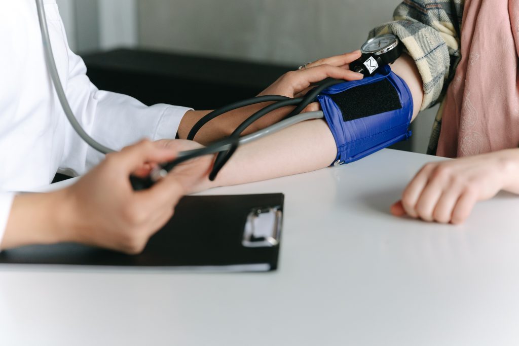 Hipertensión arterial en Chile preocupa por bajo diagnóstico y escaso control médico