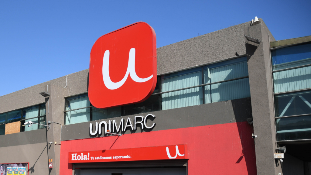 Unimarc acusa al Sernac de “falta de rigurosidad” en estudio sobre “Canasta Dieciochera”: “Induce a confusión y error”