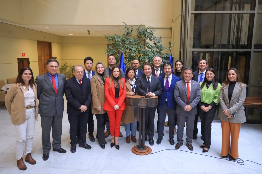 Veto a Ley de Usurpaciones: Bancada RN lamenta que Presidente Boric “haya sucumbido a las presiones del PC y Frente Amplio”